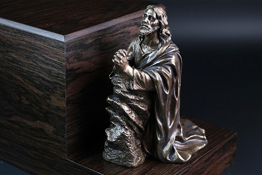 Урна для праха «Молитва Иисуса»