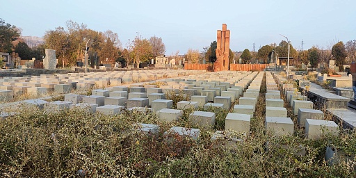 Центральное городское кладбище в Ереване, фото 4